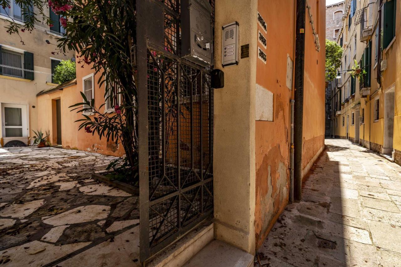 Ca' San Carlo Residence By Wonderful Italy Venedik Dış mekan fotoğraf